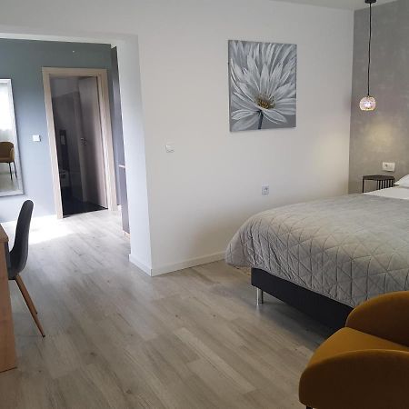 Rooms Vanteo Кореница Экстерьер фото