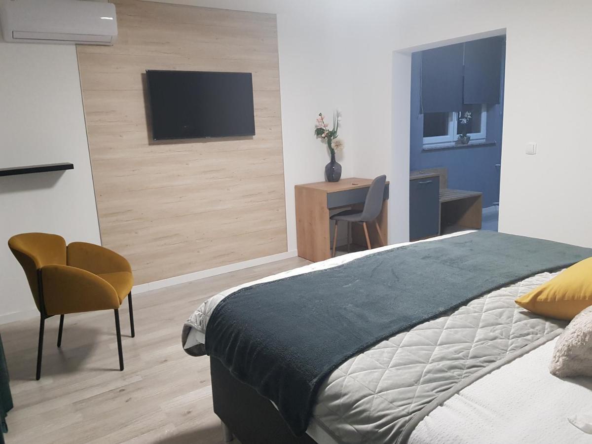 Rooms Vanteo Кореница Экстерьер фото