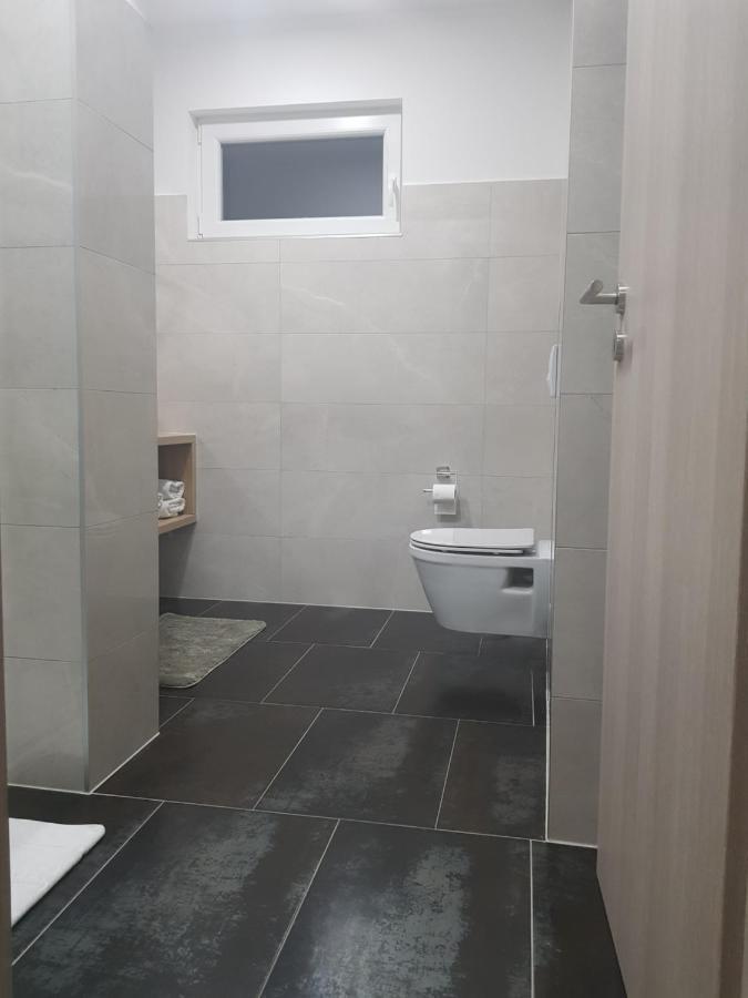 Rooms Vanteo Кореница Экстерьер фото