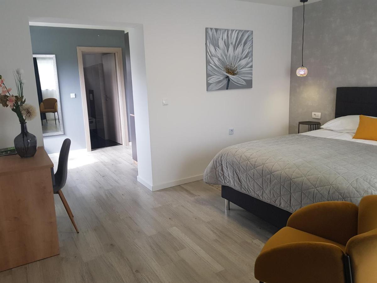 Rooms Vanteo Кореница Экстерьер фото